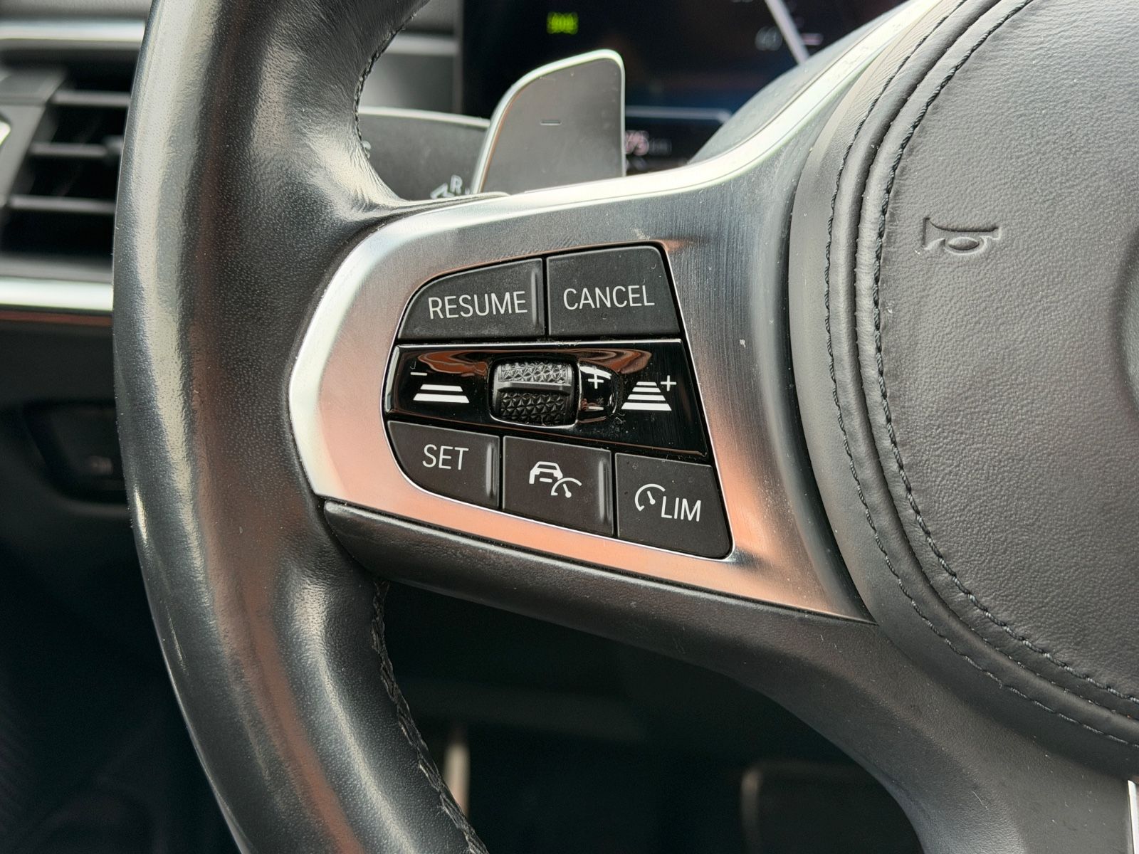 BMW 320d Lim. xDrive M Sport ACC CarPlay Lane RFK