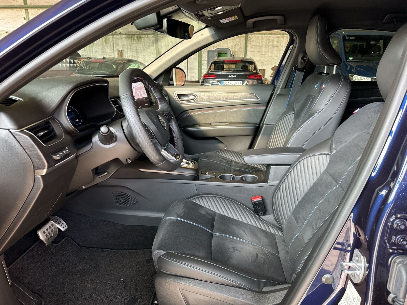Renault Arkana ESPRIT ALPINE Full Hybrid - Samsaru's Car Outlet