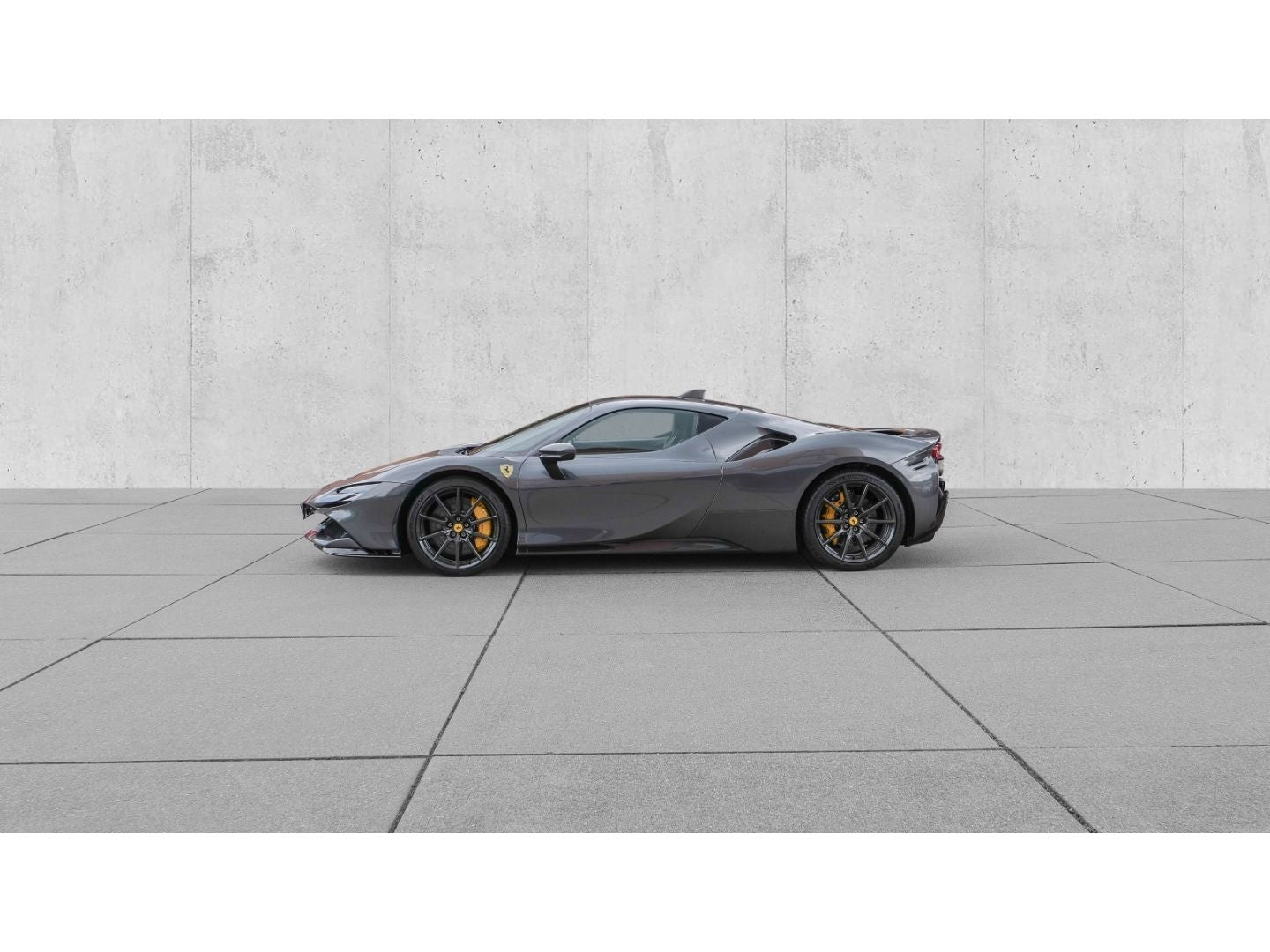 Ferrari SF90 Stradale - Samsaru's Car Outlet
