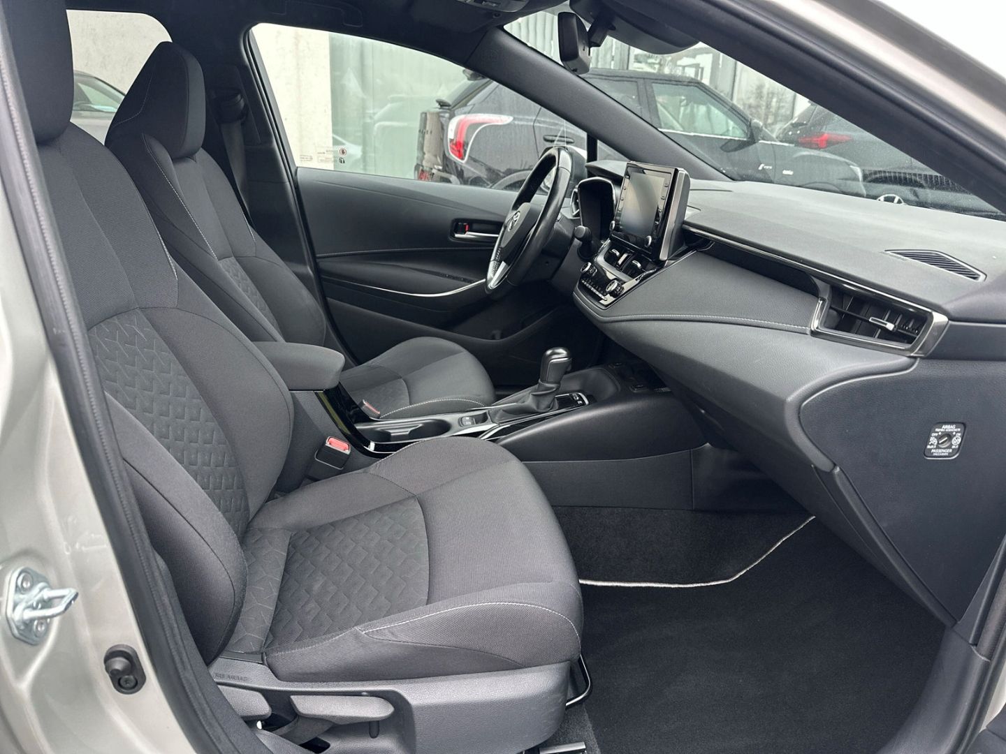 Toyota Corolla Touring Sports Hybrid Team D