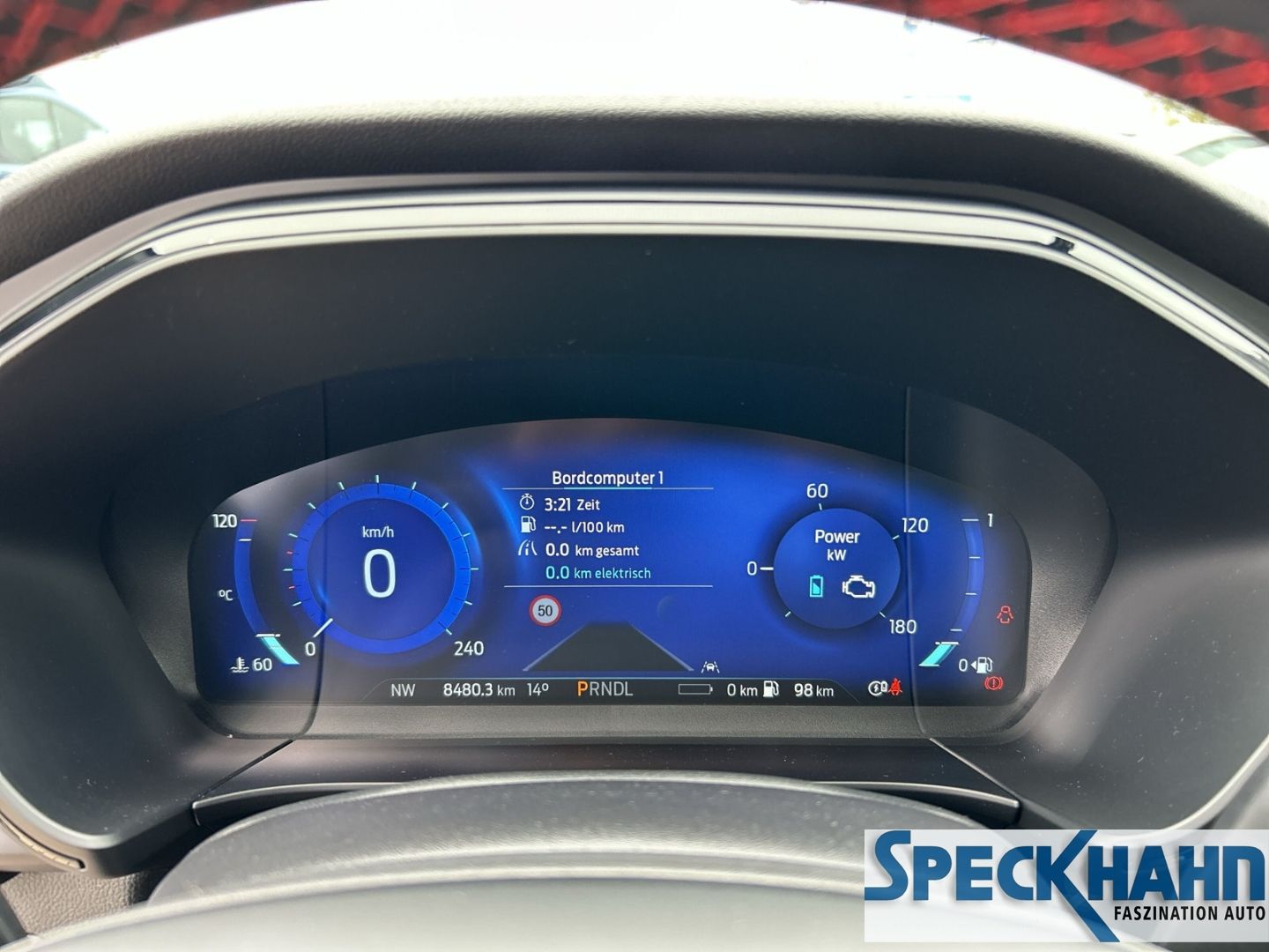 Ford Kuga Plug-In Hybrid ST-Line - Samsaru's Car Outlet