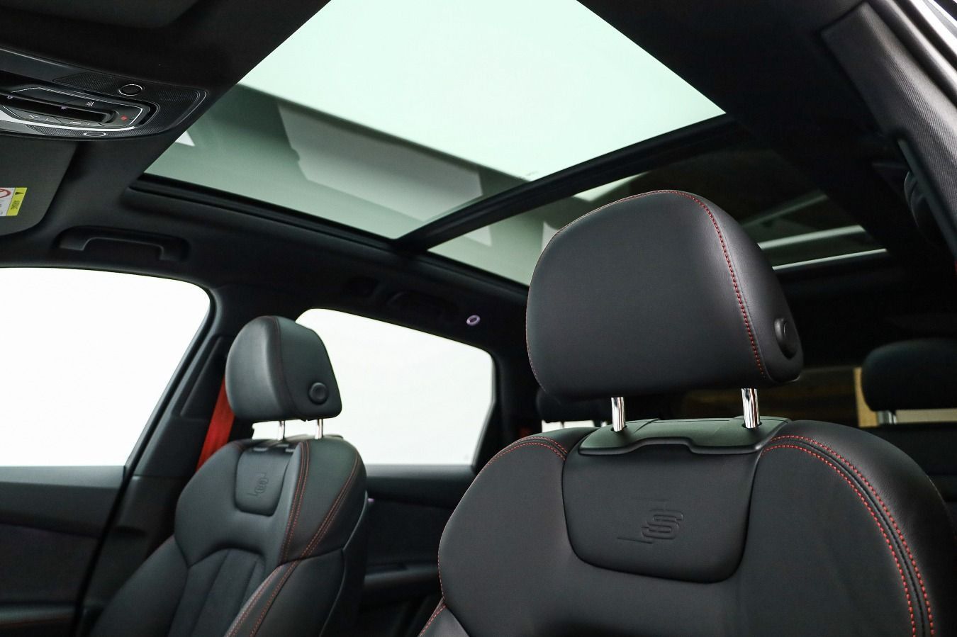 Audi Q7 S line 50 TDI quattro 7SITZER*LASER*AHK*PANO*