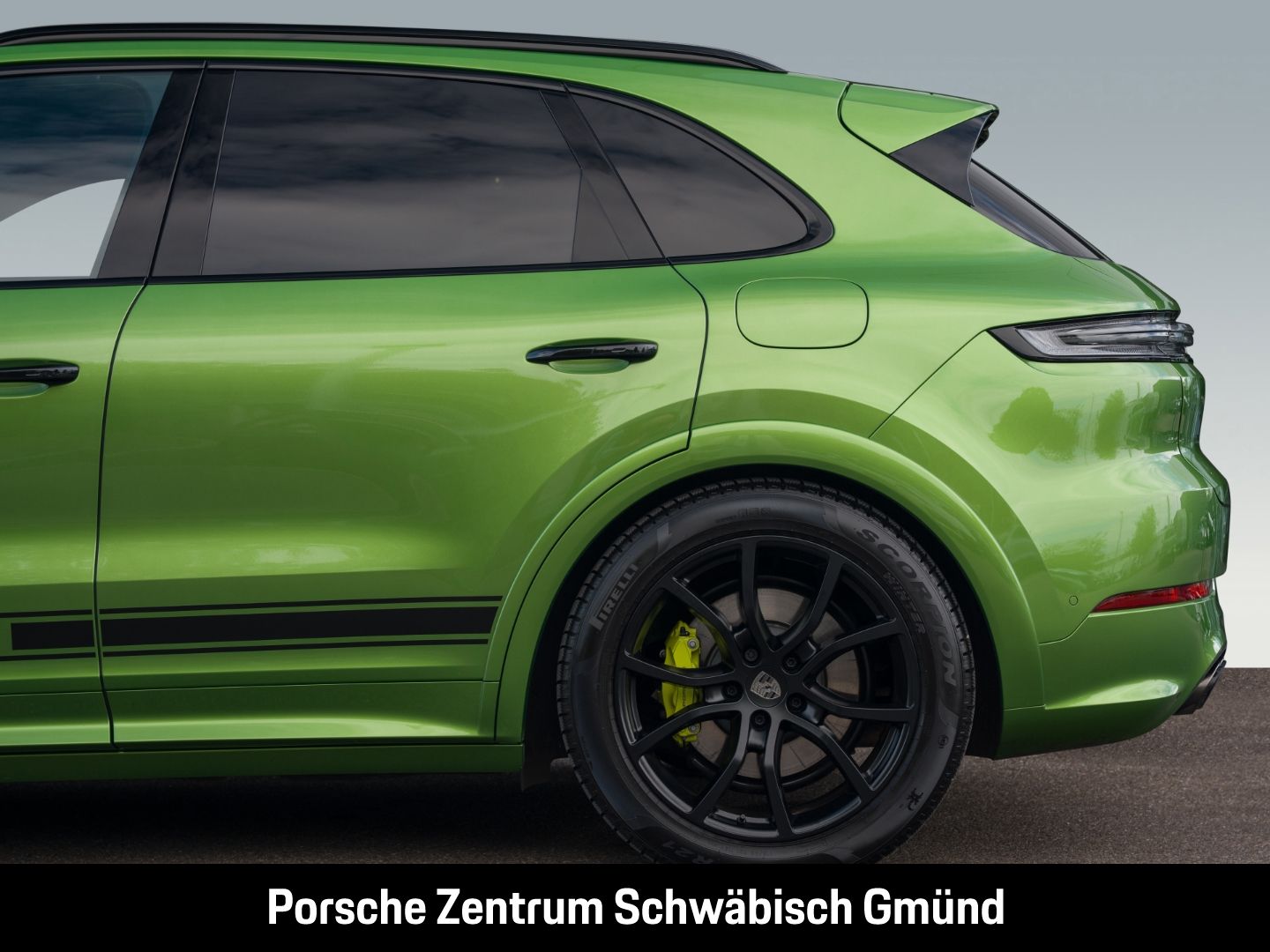 Porsche Cayenne Turbo E-Hybrid Burmester Nachtsicht PDCC