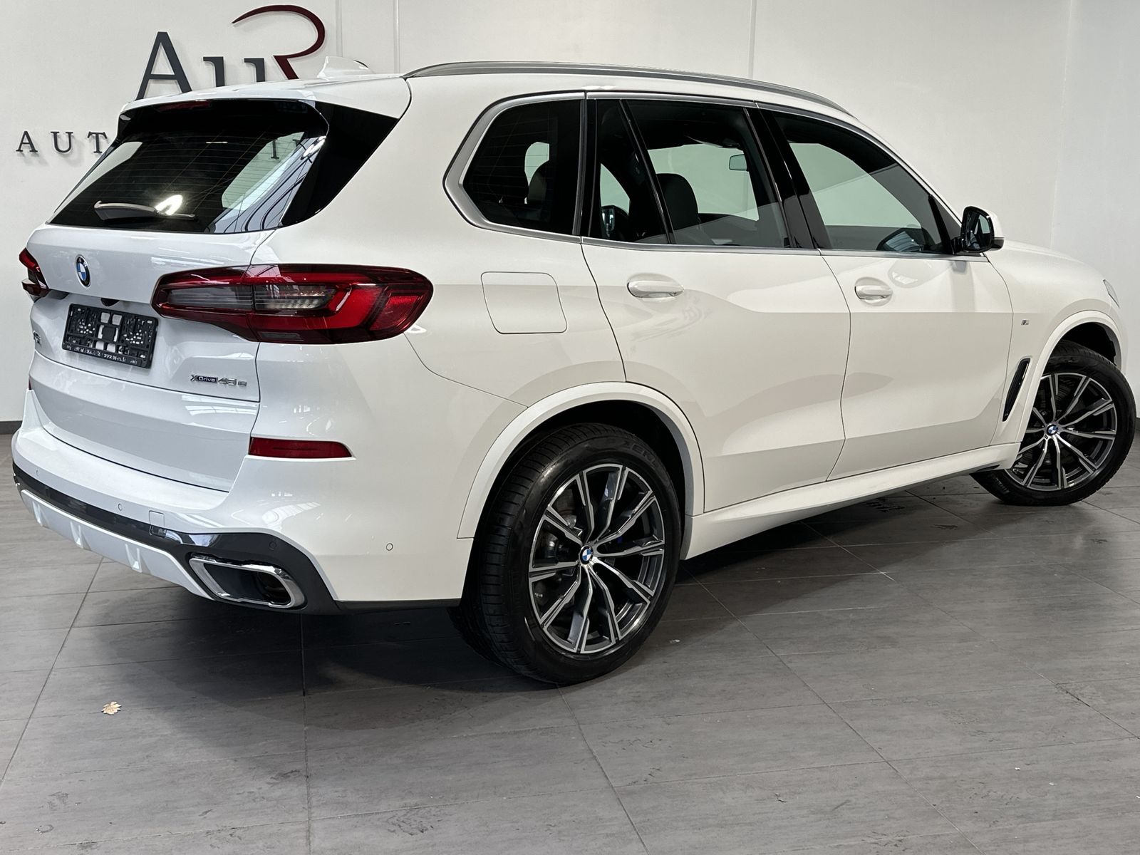 BMW X5 xDrive45e M-Sport NAV+LED+AHK+360°KAMERA+20ZO