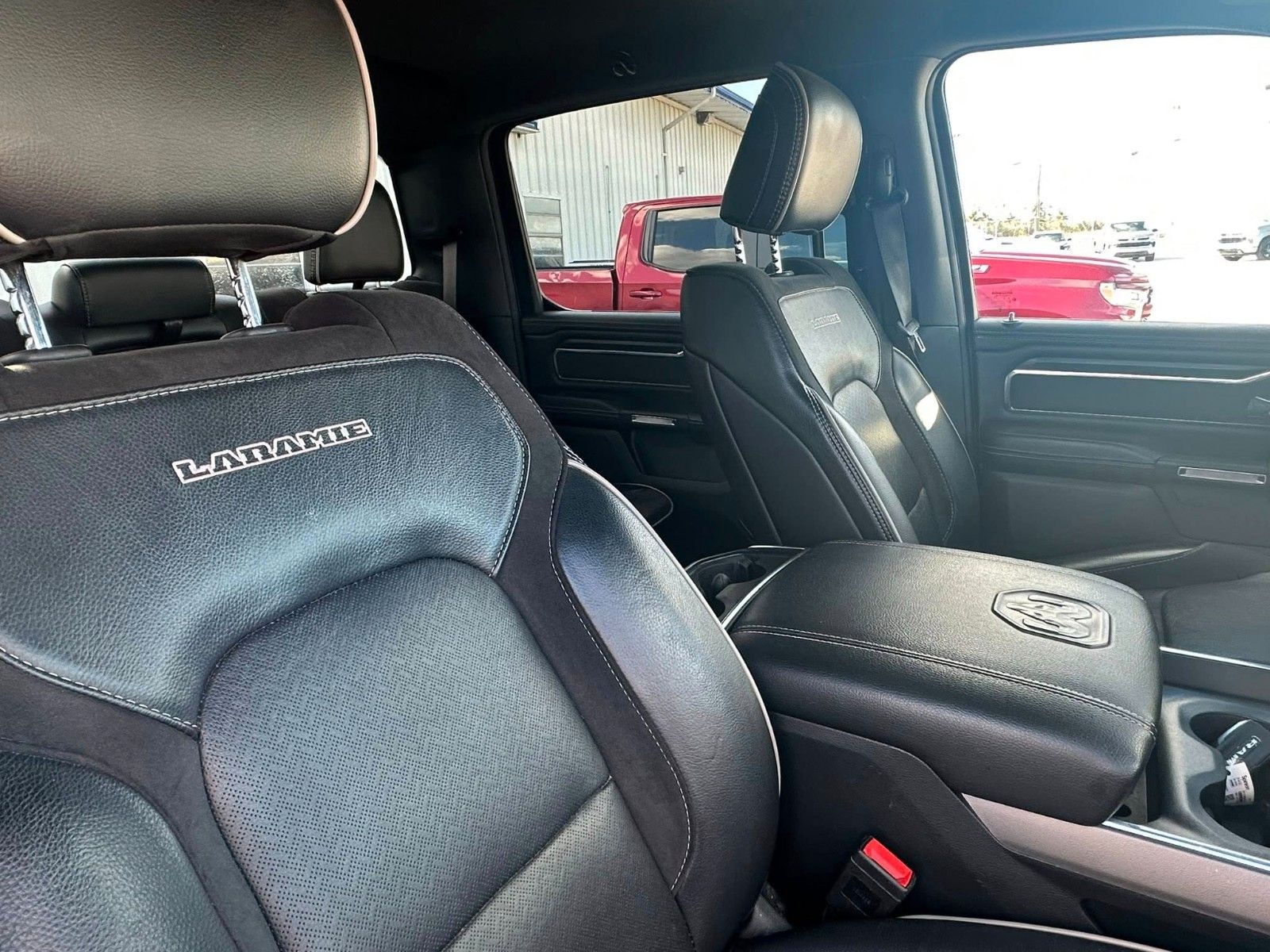 Dodge RAM 1500 Larami4x4 CrewCab unfallfrei im Vorlauf