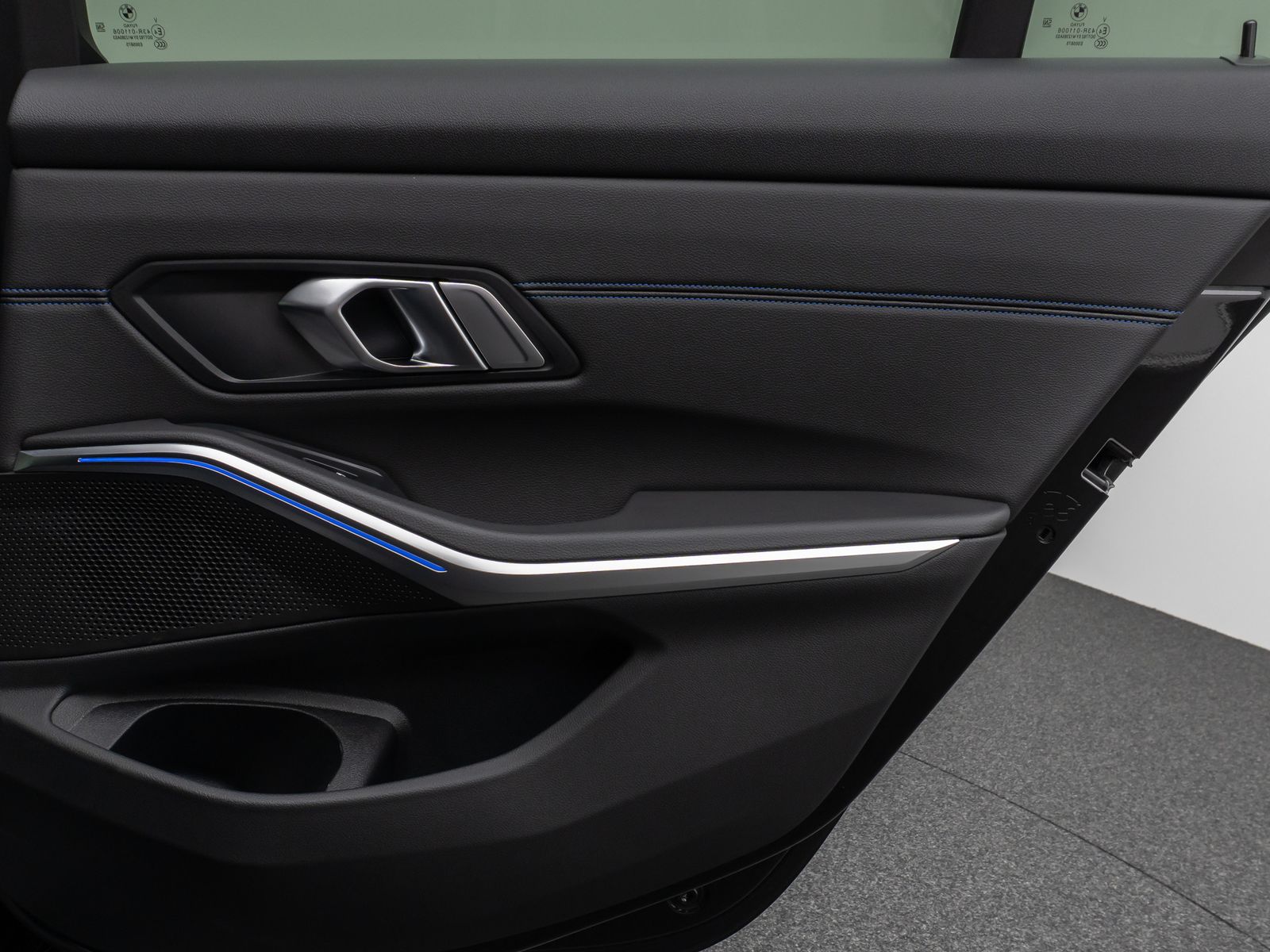 BMW 320d M Sport - Samsaru's Car Outlet