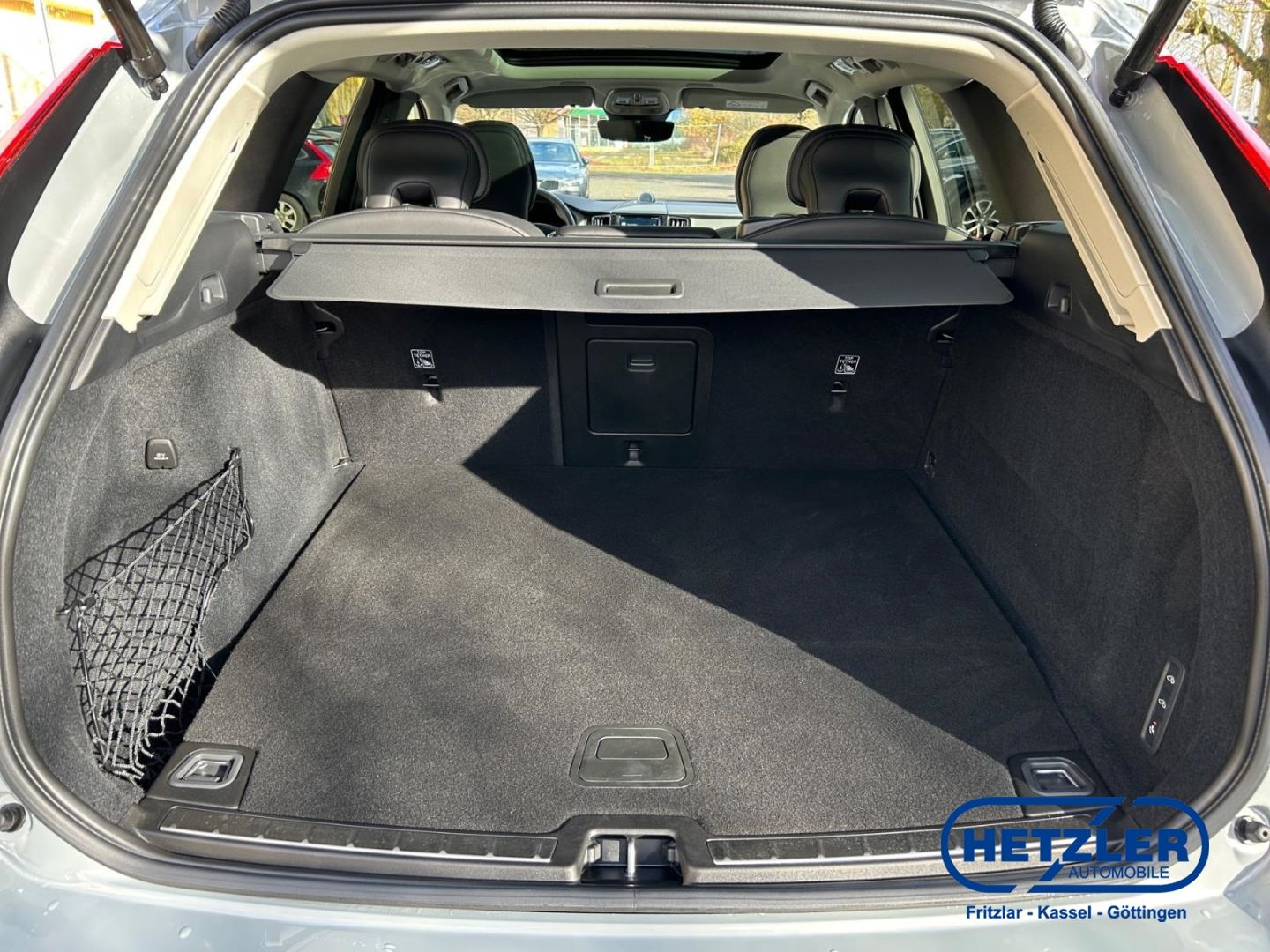 Volvo XC60 Ultra Dark Recharge Plug-In Hybrid AWD T8 T