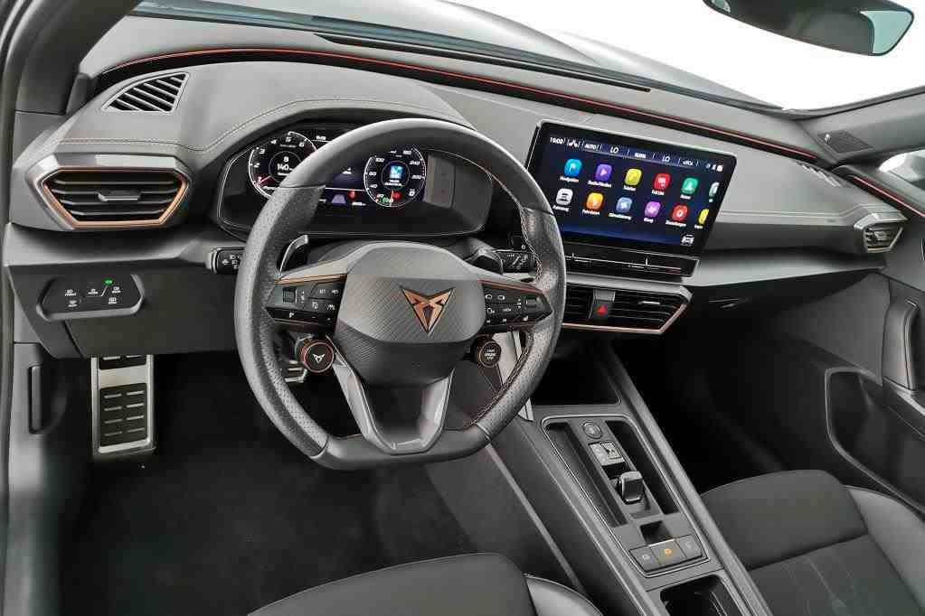 Cupra Formentor VZ 4DRIVE DSG NP:62tEUR! MATT+PANO+AHK