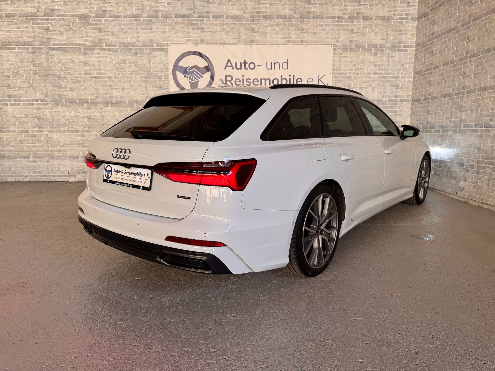 Audi A6 Avant 50 TFSI e quattro S line Sport/AHK/LED/