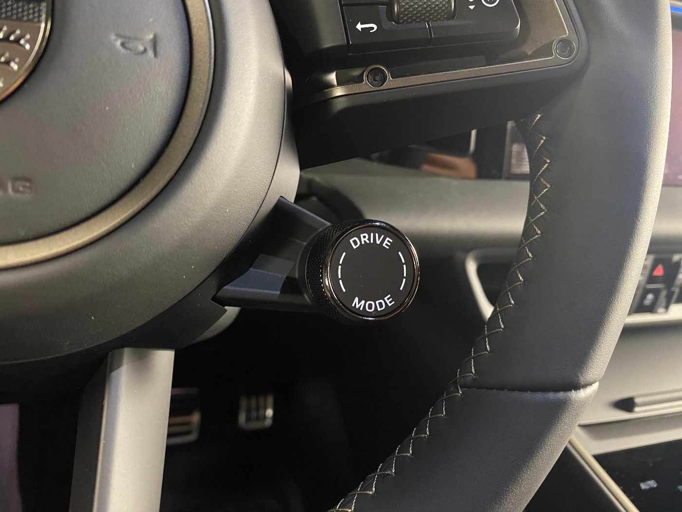 Porsche Macan Turbo | Panorama | AHK | Hinterachslenkung