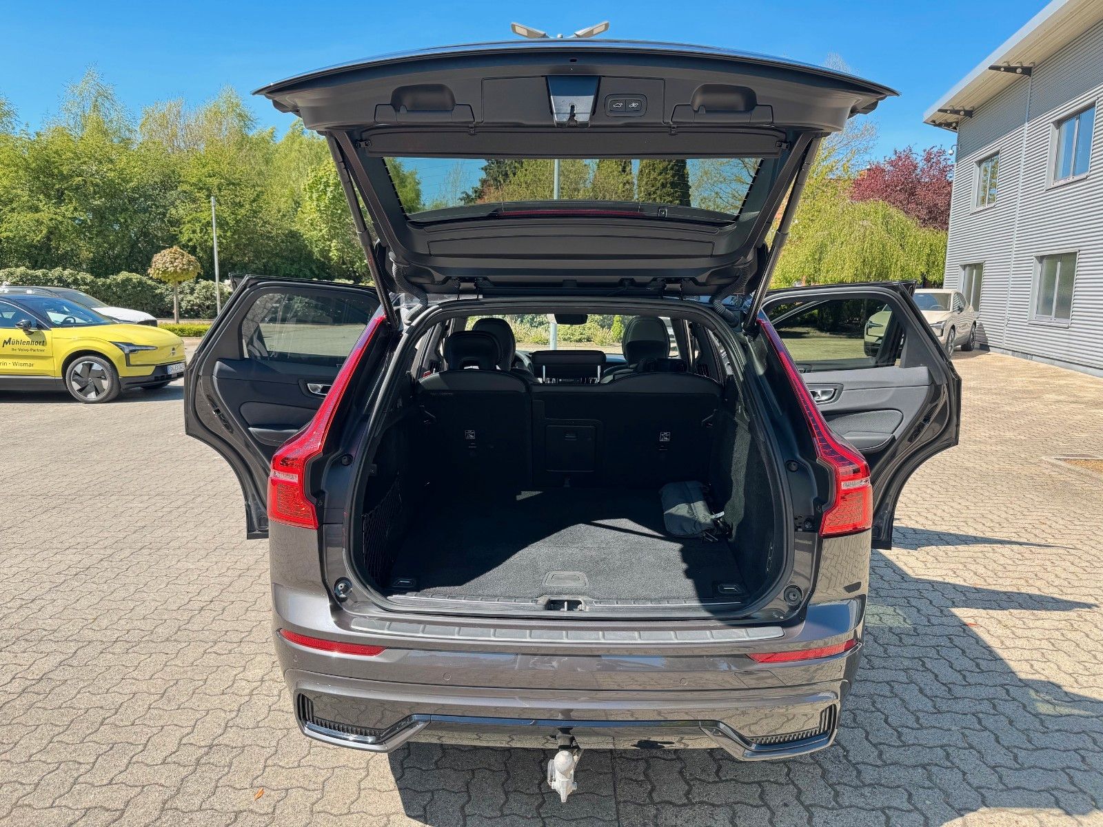Volvo XC60 T8 AWD ULTIMATE DARK-AHK-Luft-Pano-Sthg-21"