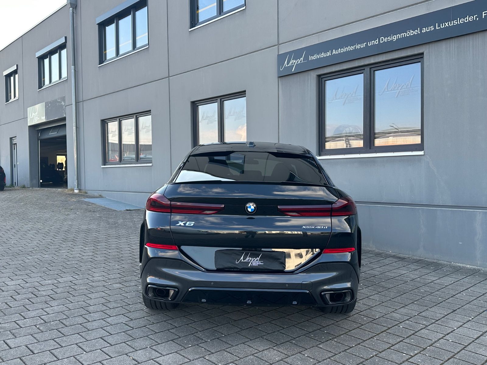 BMW X6 xDr40d MSportPRO|Luftfed|Air|Msitz|Belüft|AHK