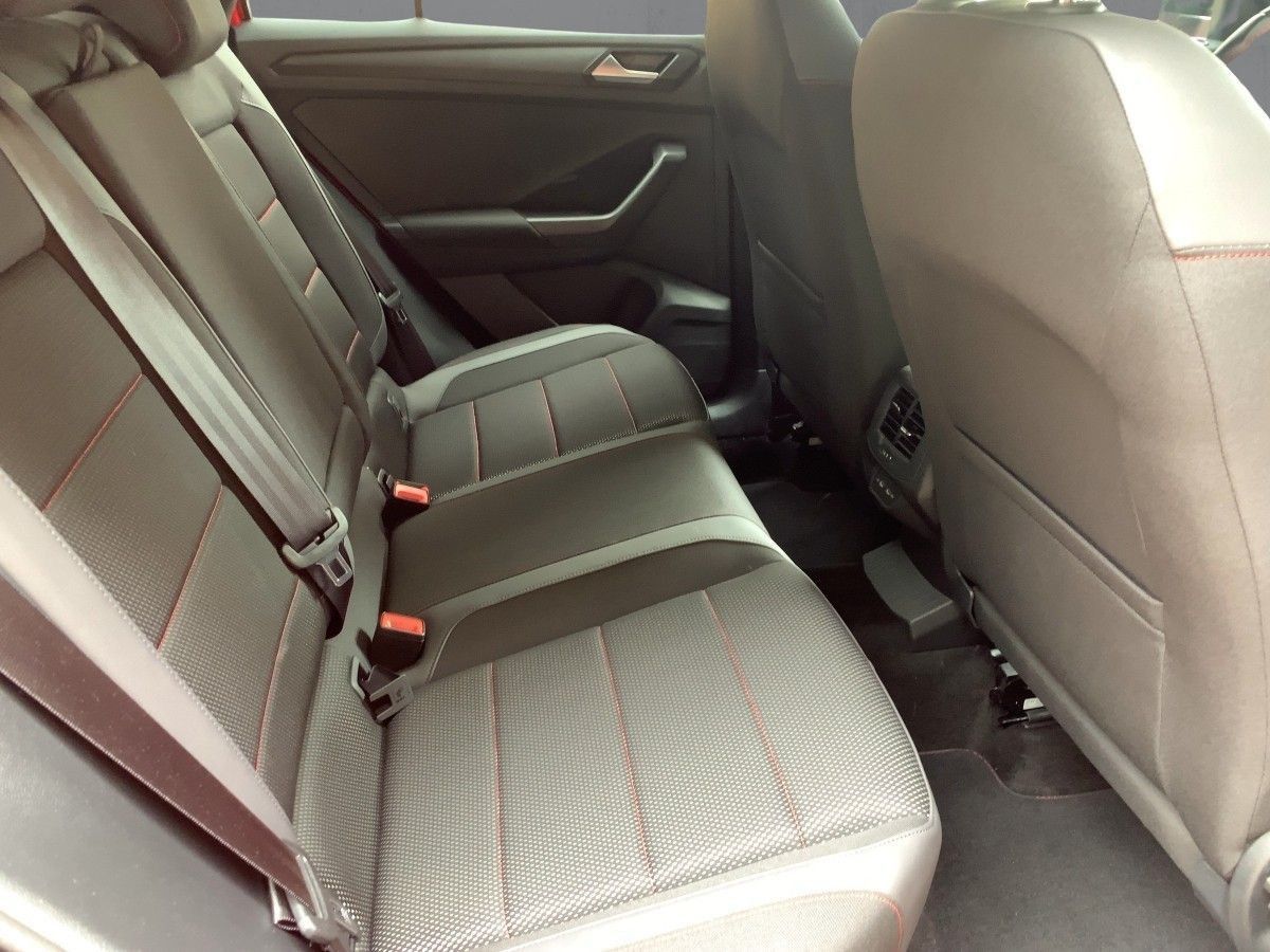 Volkswagen T-Roc 1.5 TSI DSG SPORT - Samsaru's Car Outlet