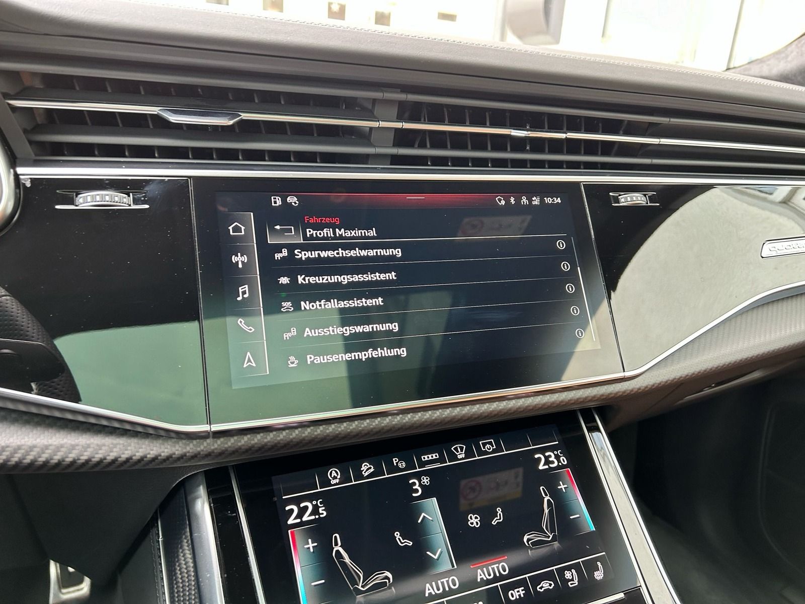Audi RSQ8 4.0 TFSI QUT*MATRIX*PANO*CARBON*HUD*360°