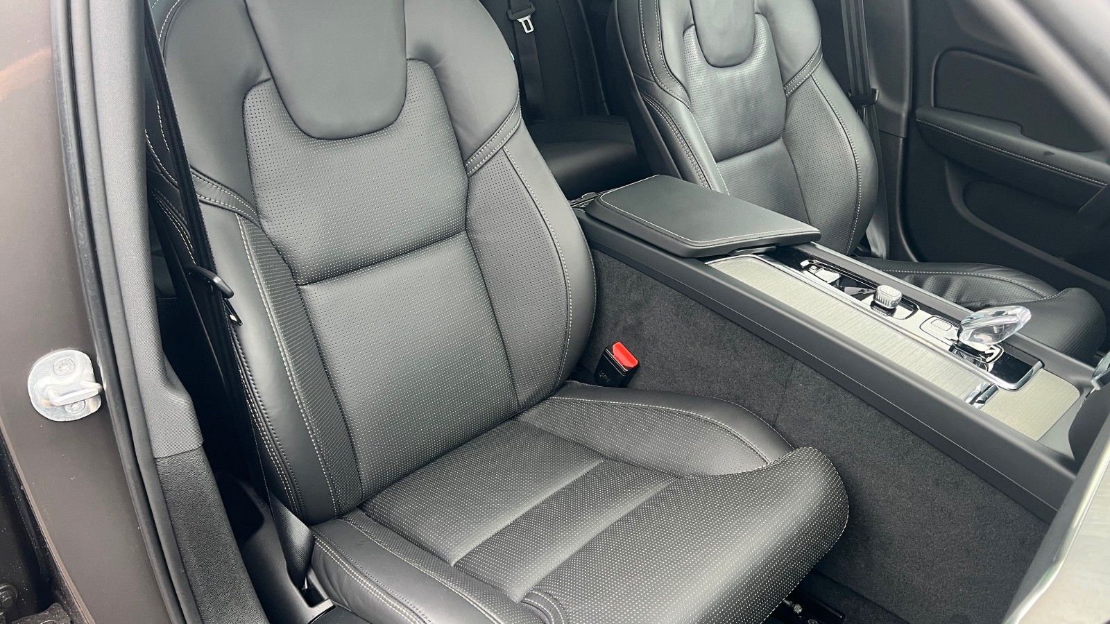Volvo V60 CC B4 D Ultimate AWD*B&W*360°*SH*MASSAGE*