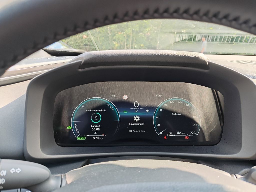 Toyota C-HR 1.8 Hybrid Team Deutschland 15 J. Garantie