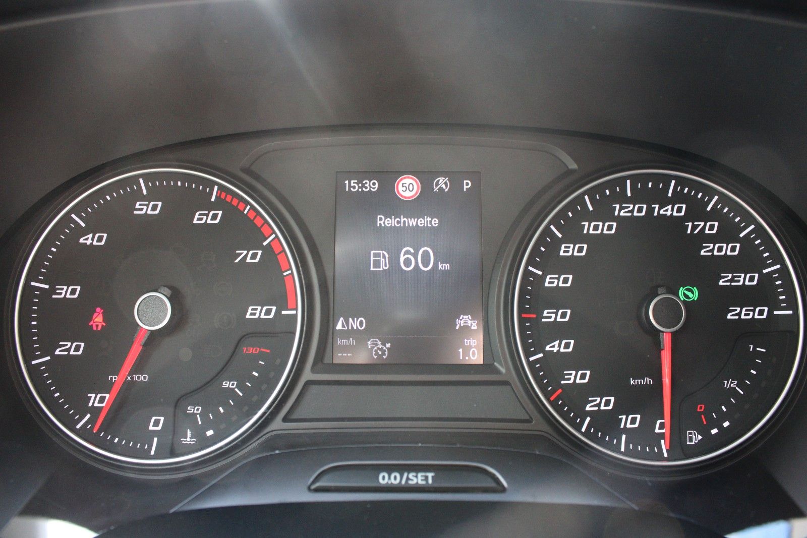Seat Ateca 1.5 TSI DSG+BEATS+ACC+LED+RFK+KESSY+SHZ+++
