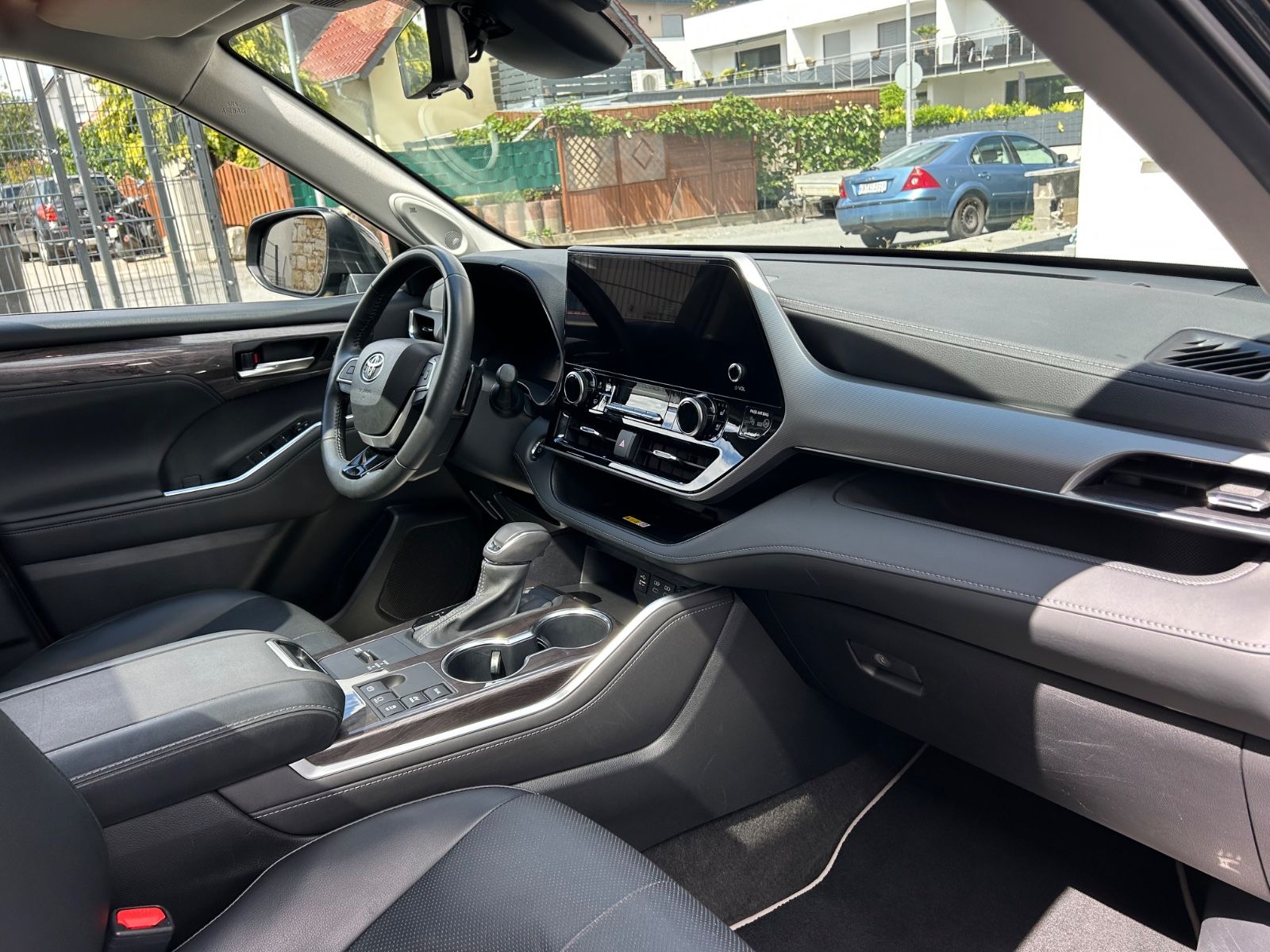 Toyota Highlander Hybrid Luxury AWD ( 7 Sitzplätze )