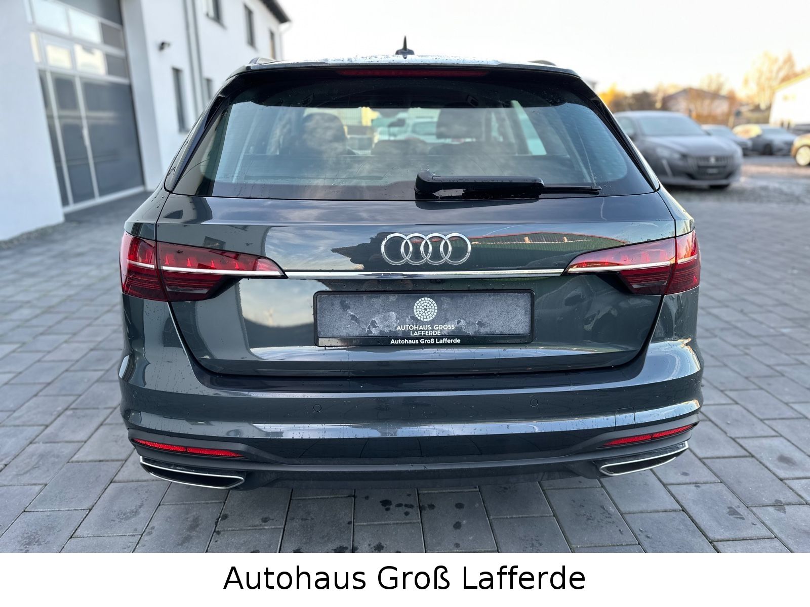 Audi A4 Avant 35 TFSI - Samsaru's Car Outlet