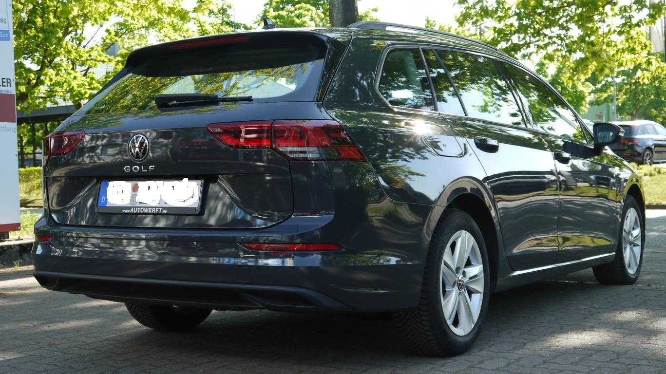 Volkswagen Golf VIII Variant Life - Samsaru's Car Outlet