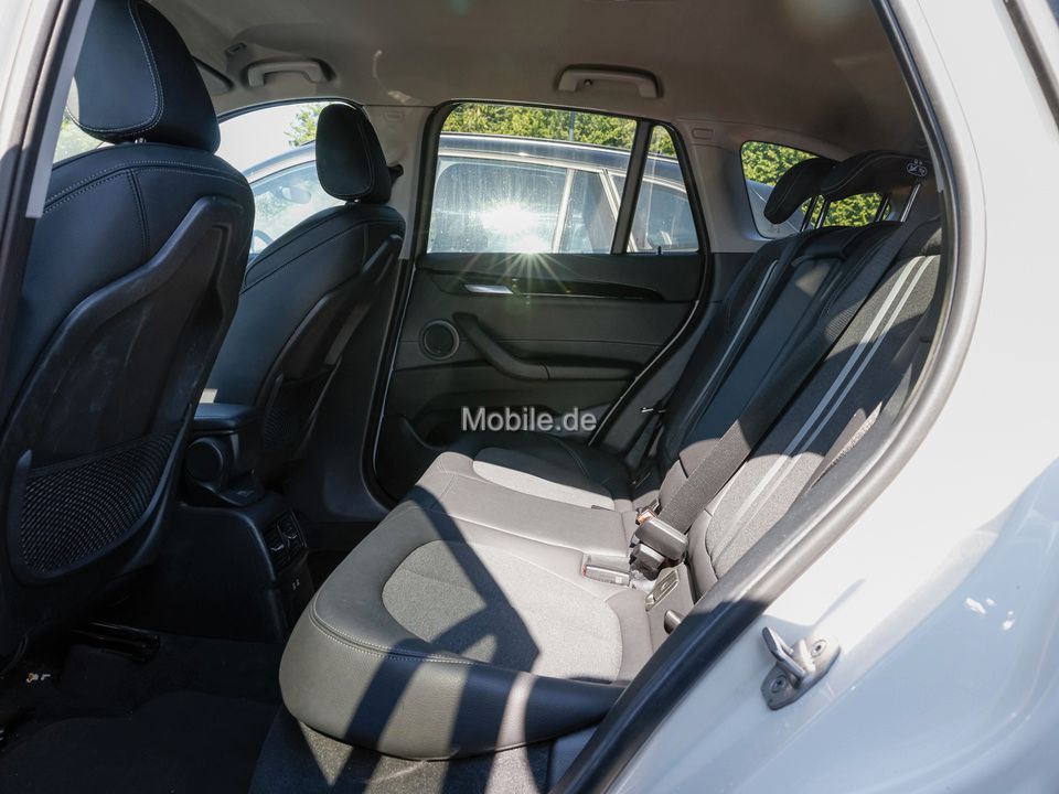 BMW X1 xDrive25e Sport Line Steptronic - Samsaru's Car Outlet
