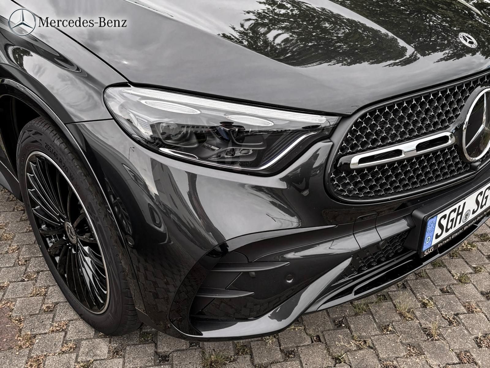 Mercedes-Benz GLC 450 d 4M AMG MBUX+360°+DIG-LED+Pano+AHK+20LM