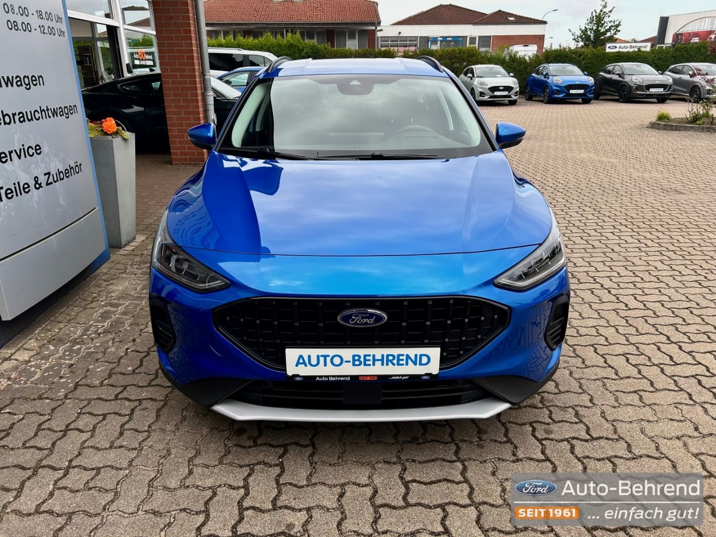 Ford Focus Turnier Active Automatik Ganzjahresreifen