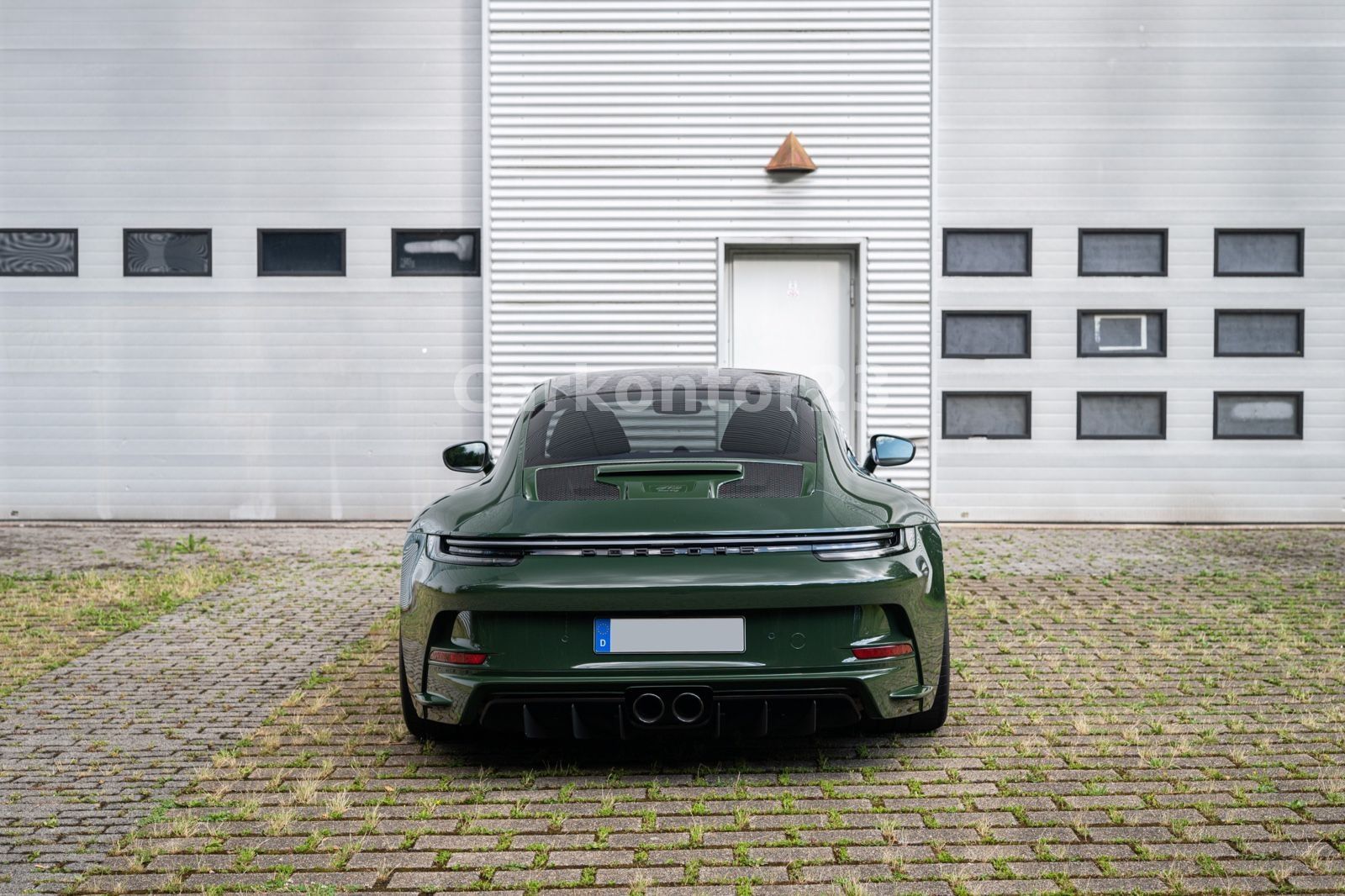 Porsche 992 GT3 Touring - Samsaru's Car Outlet
