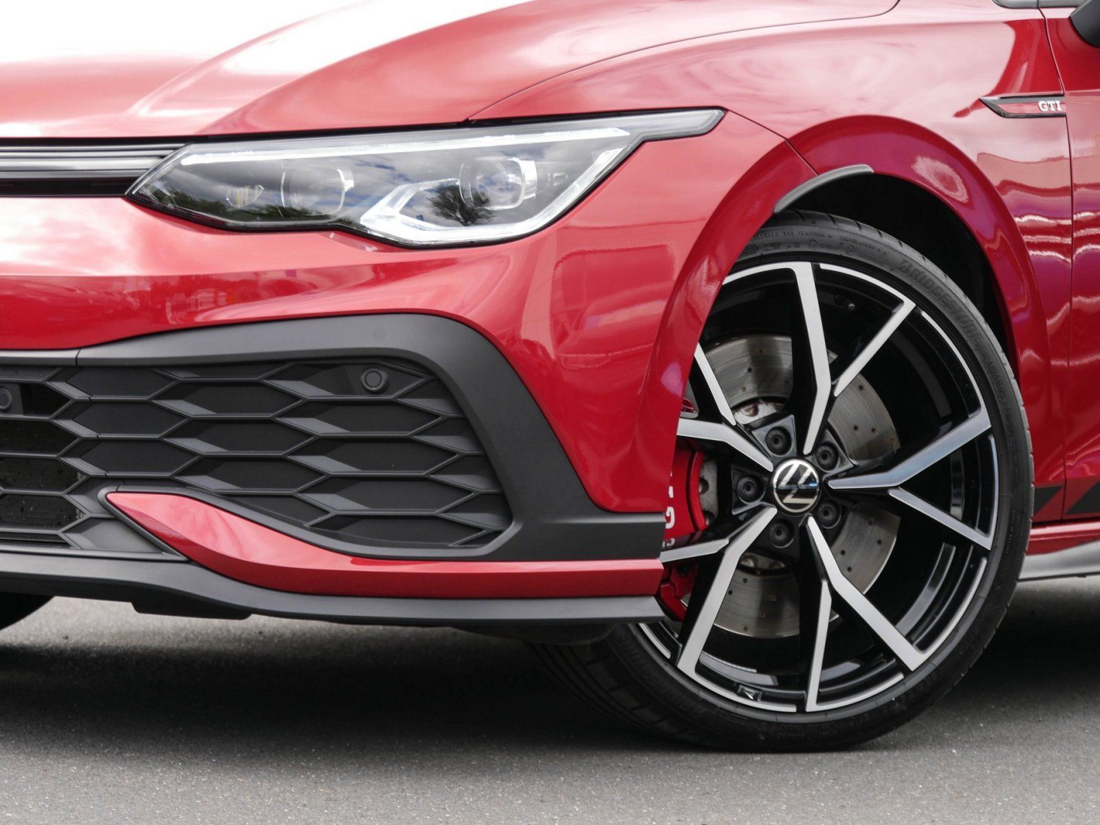 Volkswagen Golf GTI Clubsport 2.0 TSI DSG Black - Samsaru's Car Outlet