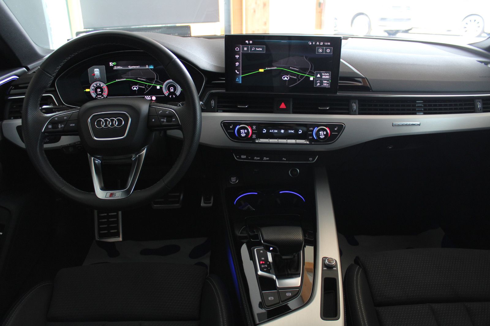 Audi A4 Avant 40 TFSI quattro S line sport