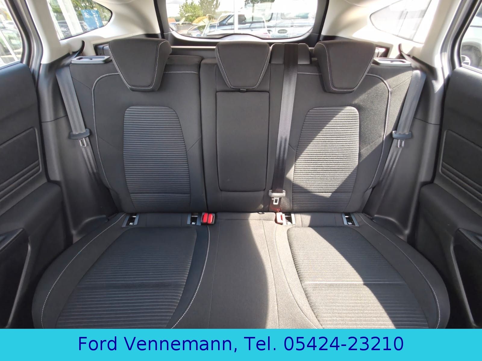 Ford Focus 1.0 EB Turnier Titanium X*iACC*TWA*4J.FGS*