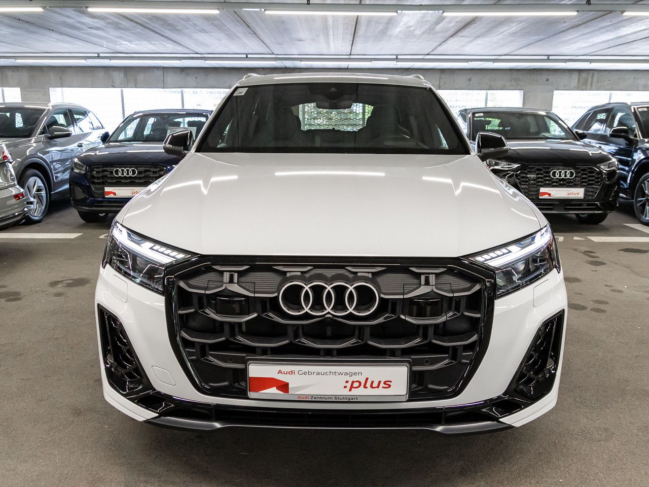 Audi Q7 SUV TFSIe S line 60 TFSI e quattro tiptronic