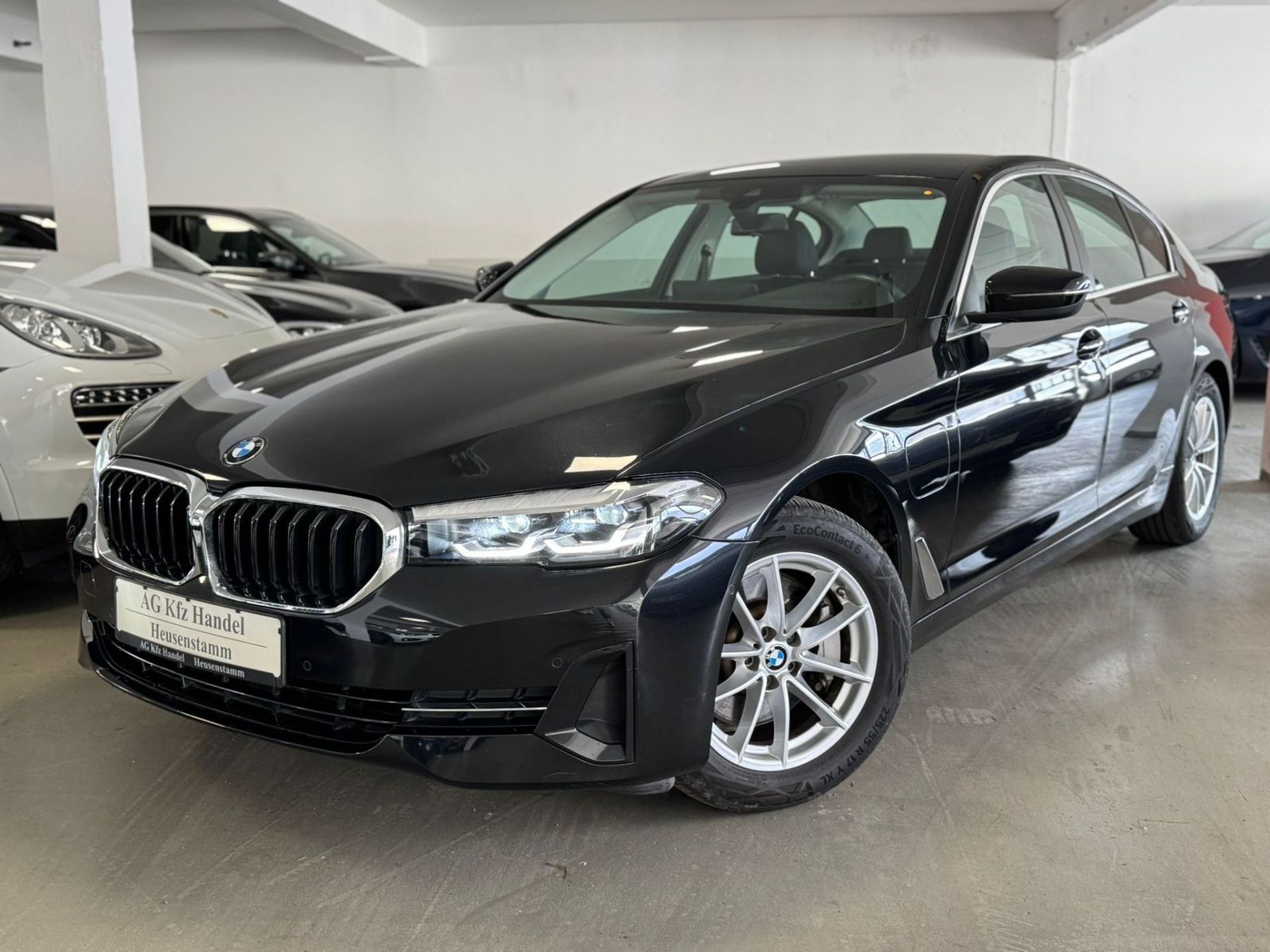 BMW 530 e x Drive H-KARDON/CAM/ACC/WIFI/LED/INDUKTIO