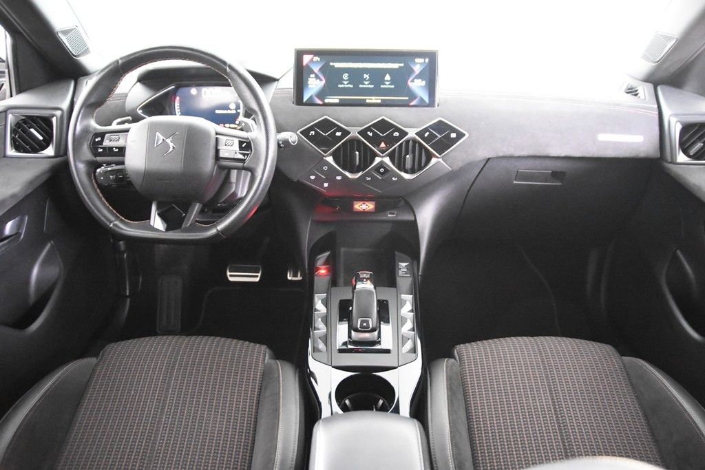 DS Automobiles DS3 Crossback Performance Line - Samsaru's Car Outlet