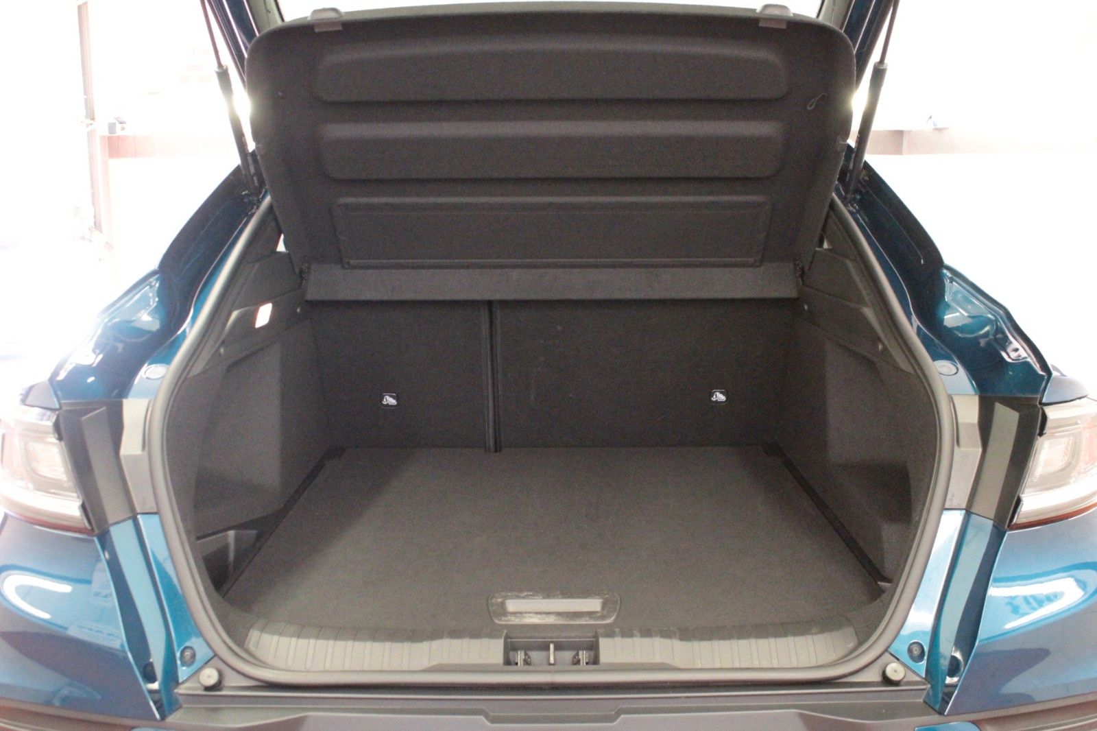 Renault Arkana Mild Hybrid - Samsaru's Car Outlet