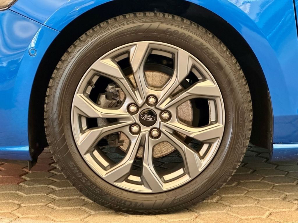 Ford Focus Turnier ST-Line+Automatik+Kamera+BLIS