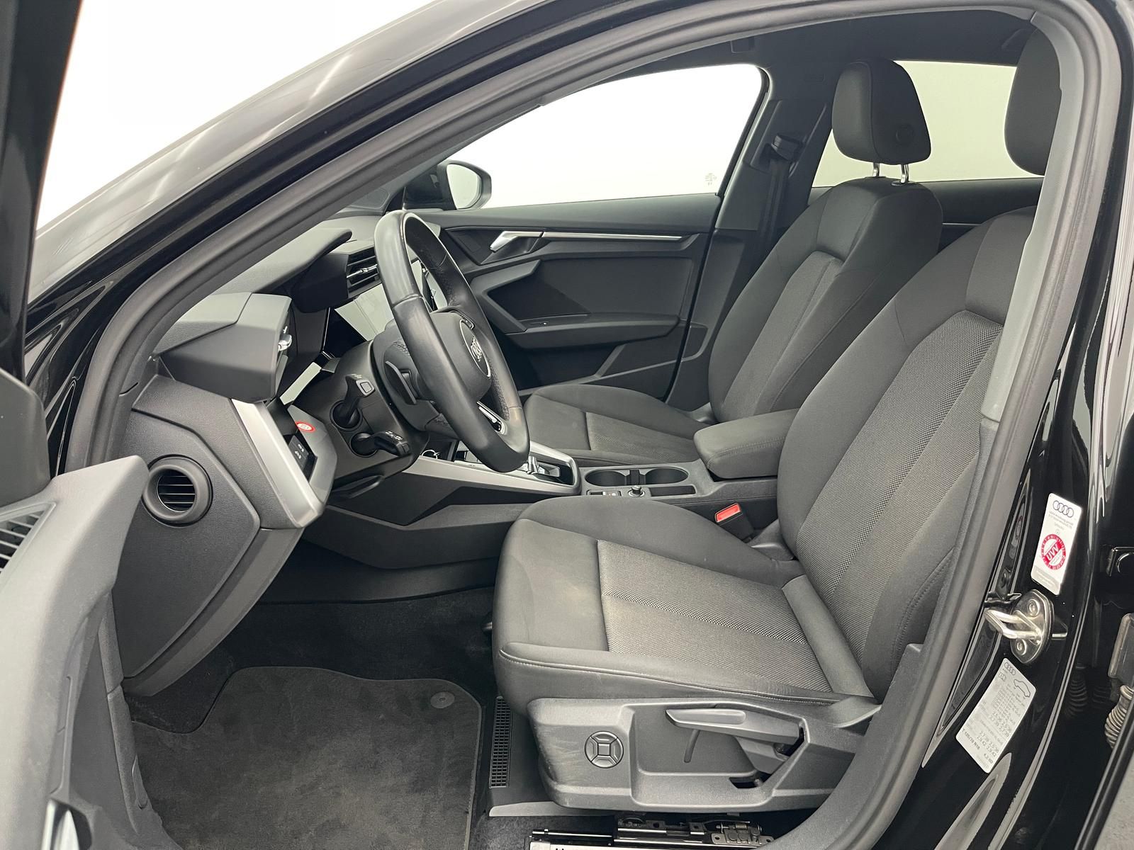 Audi A3 35 TFSI S Line *MATRIX*TEMP*B&O*KEYLESS*KAM*