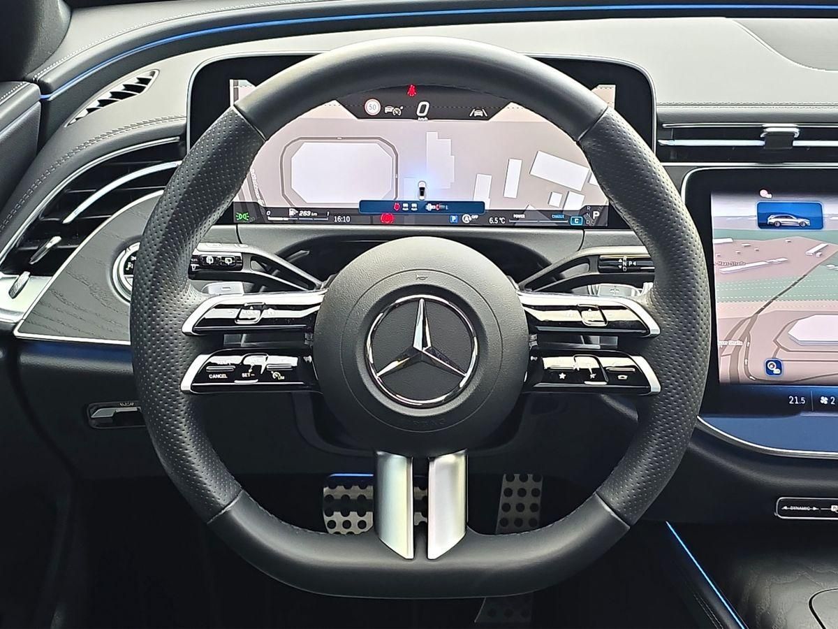Mercedes-Benz E 220 d T 4Mat AMG DIGITAL PANO STNDHZ 360° LUFT