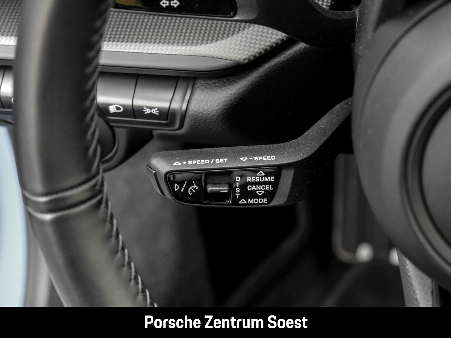 Porsche 911 Carrera 4 GTS/21 Zoll/PASM/LED-Matrix/BOSE