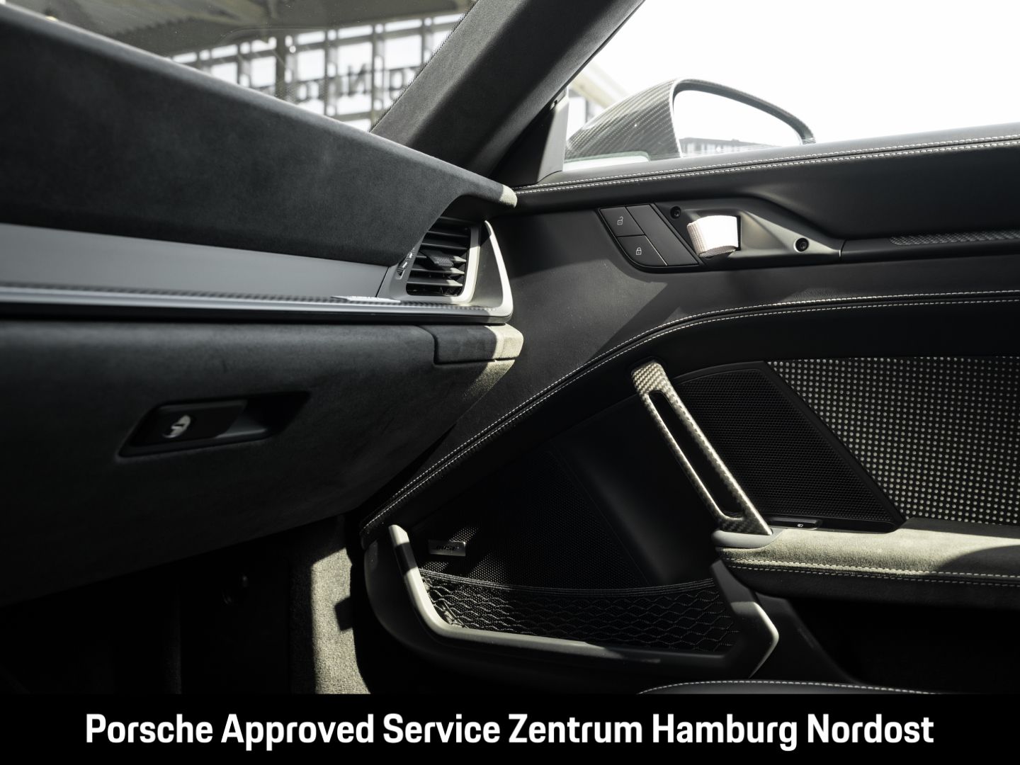 Porsche 992 (911) GT3 RS - Samsaru's Car Outlet