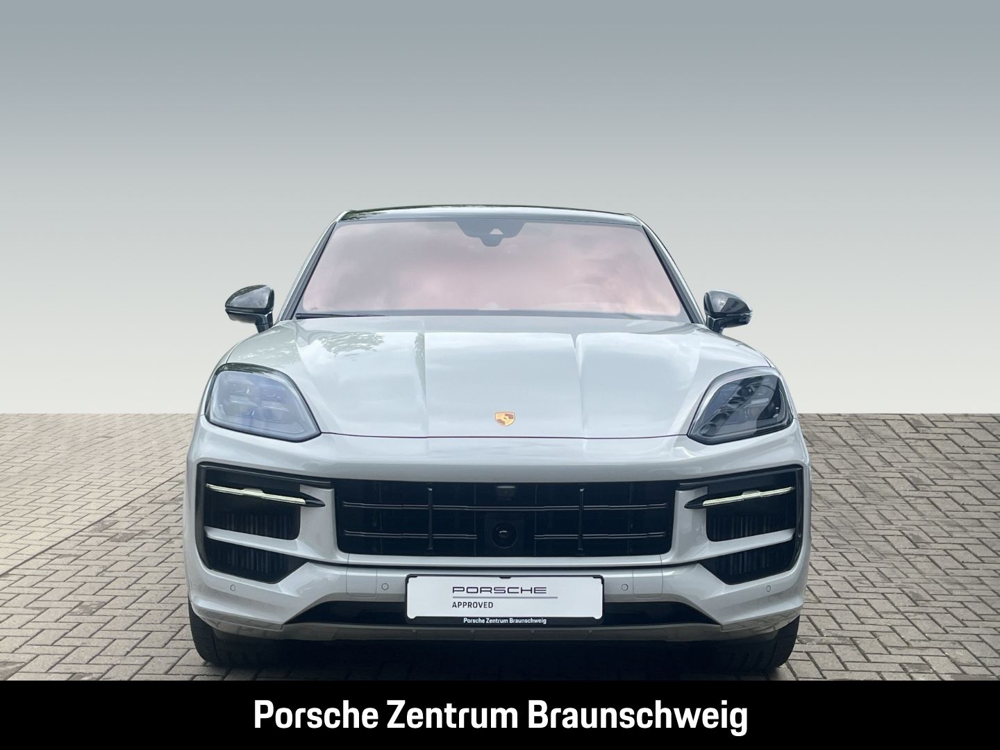 Porsche Cayenne GTS Coupe InnoDrive HA-Lenkung Head-Up