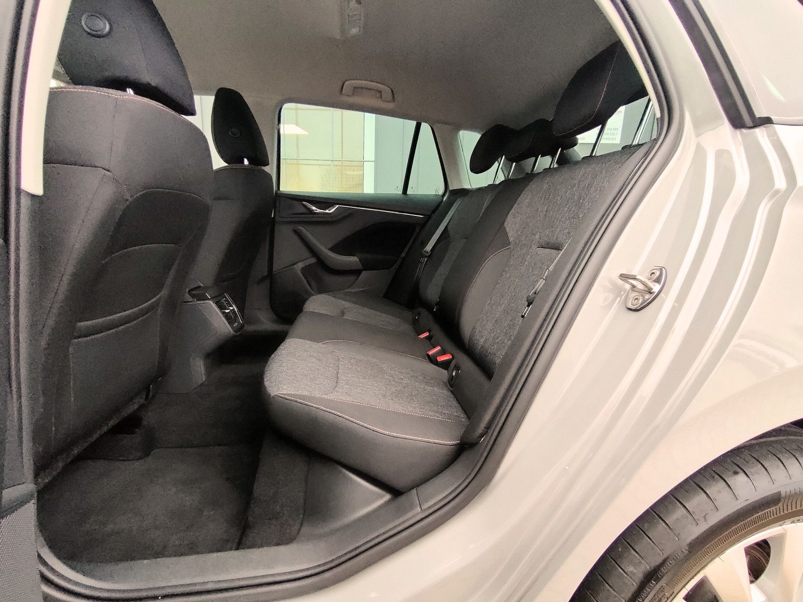 Skoda Kamiq 1.0 TSI Ambition - Samsaru's Car Outlet
