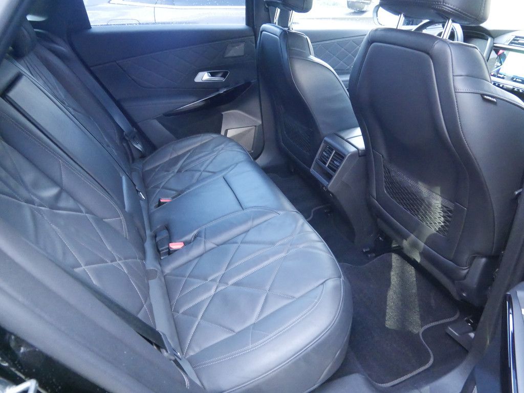 DS Automobiles DS 7 Crossback Rivoli E-Tense 225 AKTIVSITZE LED