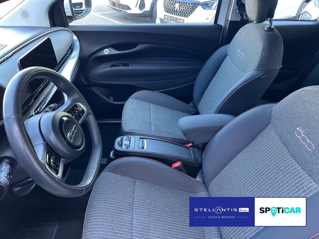 Fiat 500e Icon - Samsaru's Car Outlet