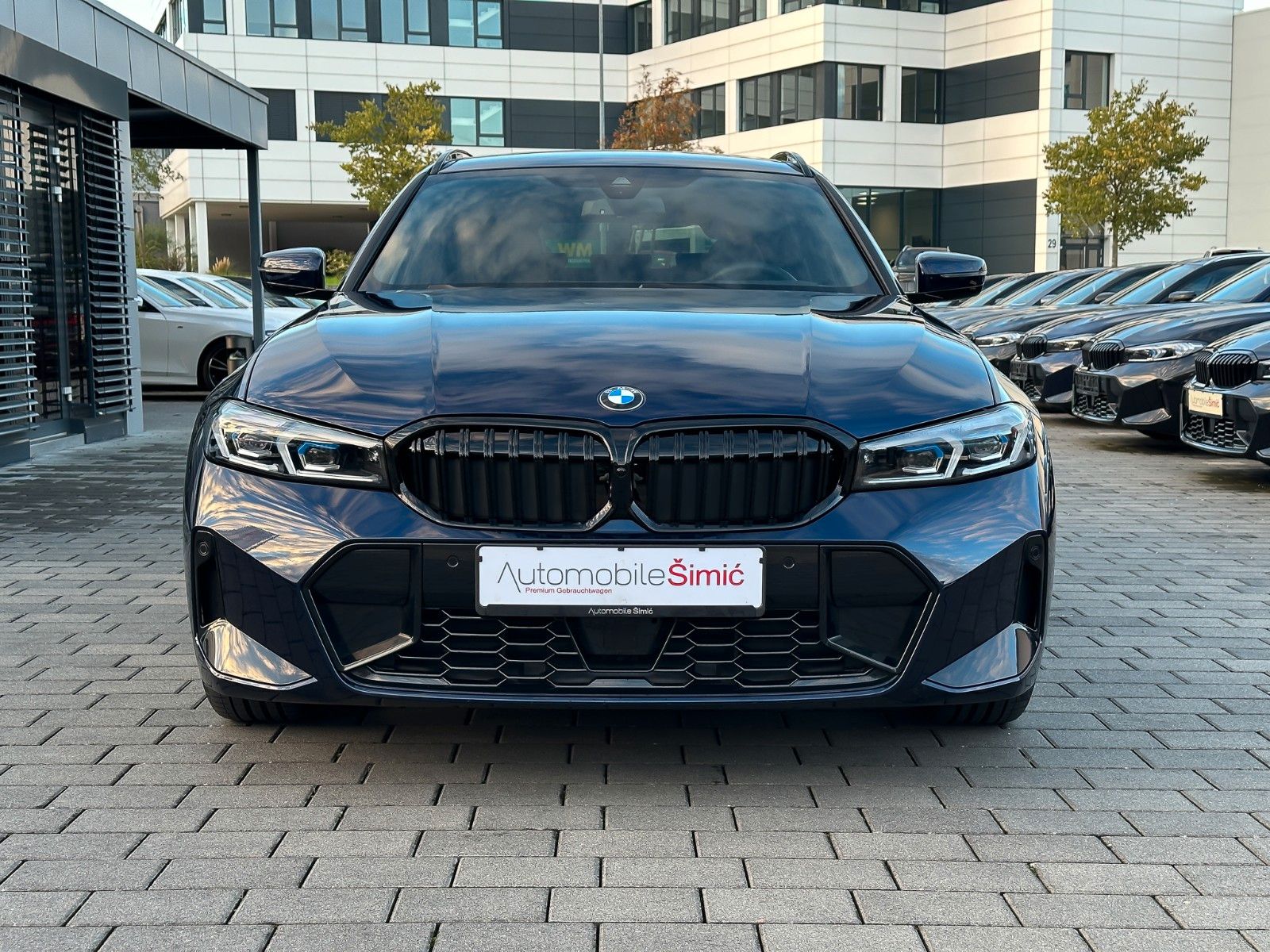 BMW 320d xD M Sport - Samsaru's Car Outlet