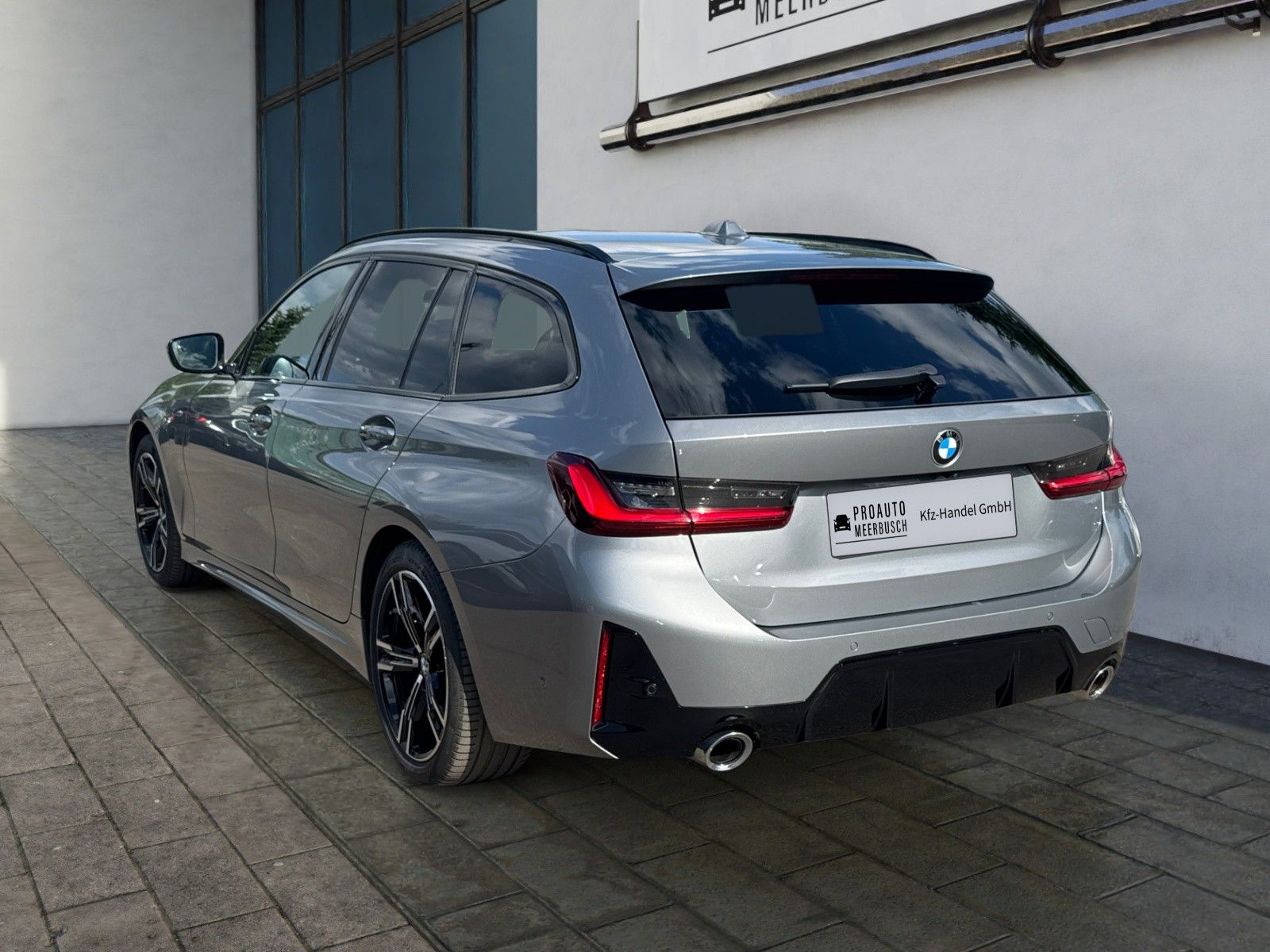 BMW 320d xDrive M Sport - Samsaru's Car Outlet