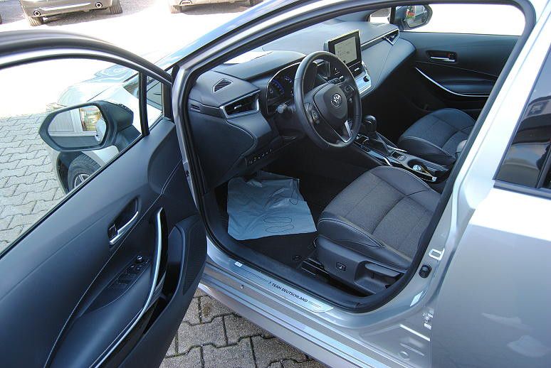 Toyota Corolla 1,8 Hybrid Team Deutschland.Style.Kamera