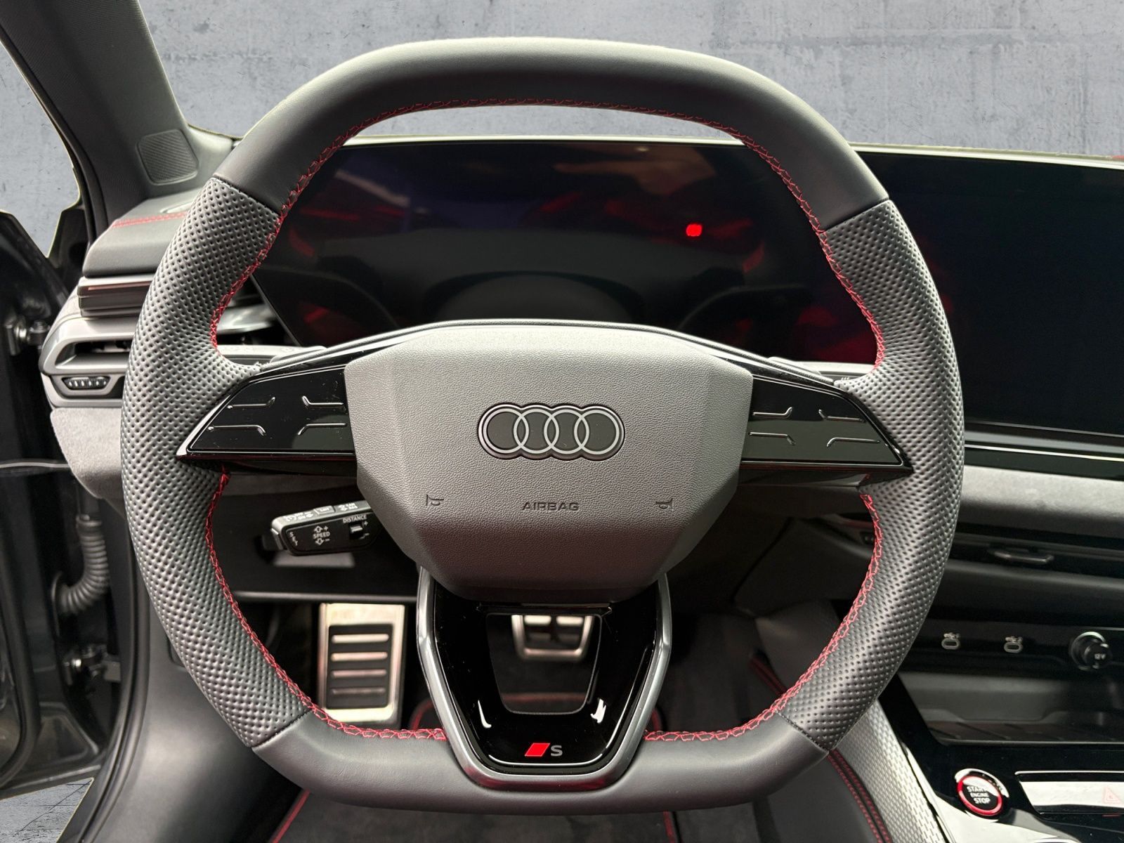 Audi A5 Lim e-hybrid 220kW S-LINE MATRIX+B&O+ACC+PANO