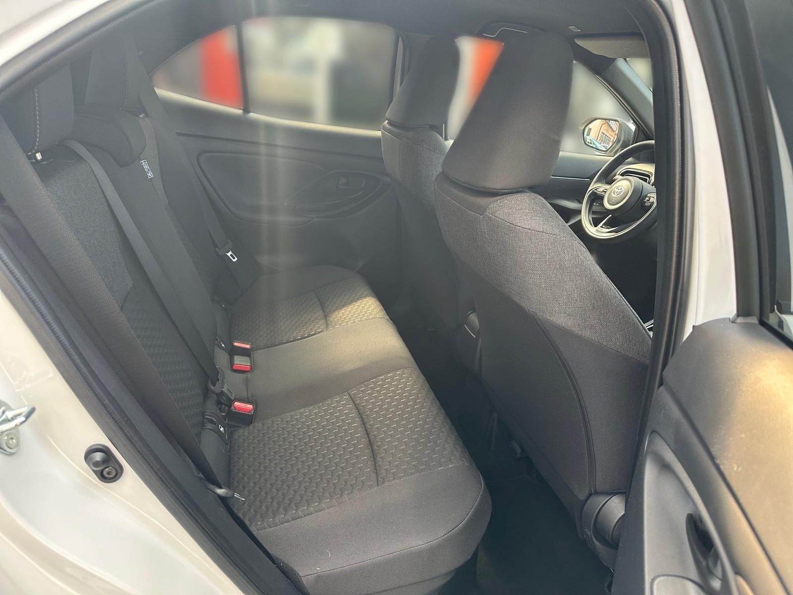 Toyota Yaris Cross Hybrid FWD Black&White Navi+Winterko