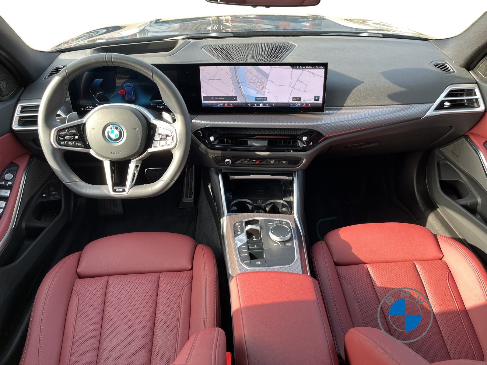 BMW 330e xDrive Touring M Sport 18"AHK Pano H&K